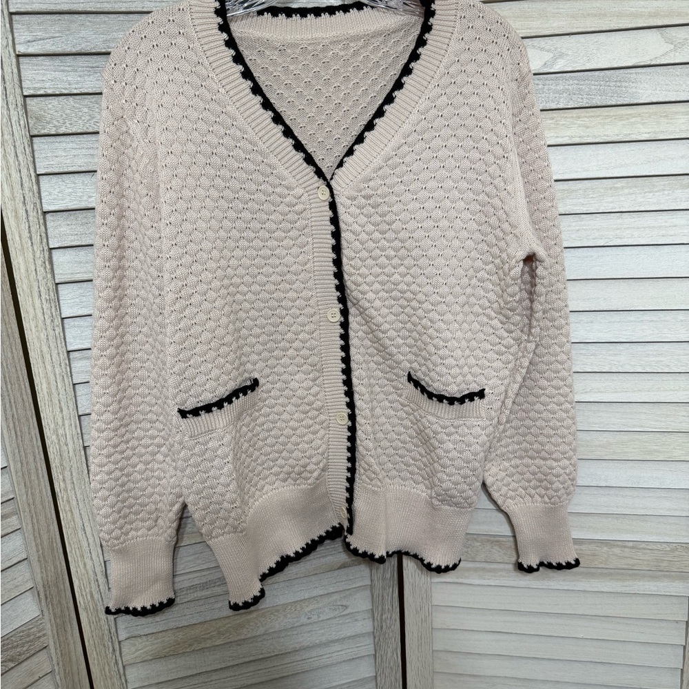 Chic Cream Cardigan with Black Accents